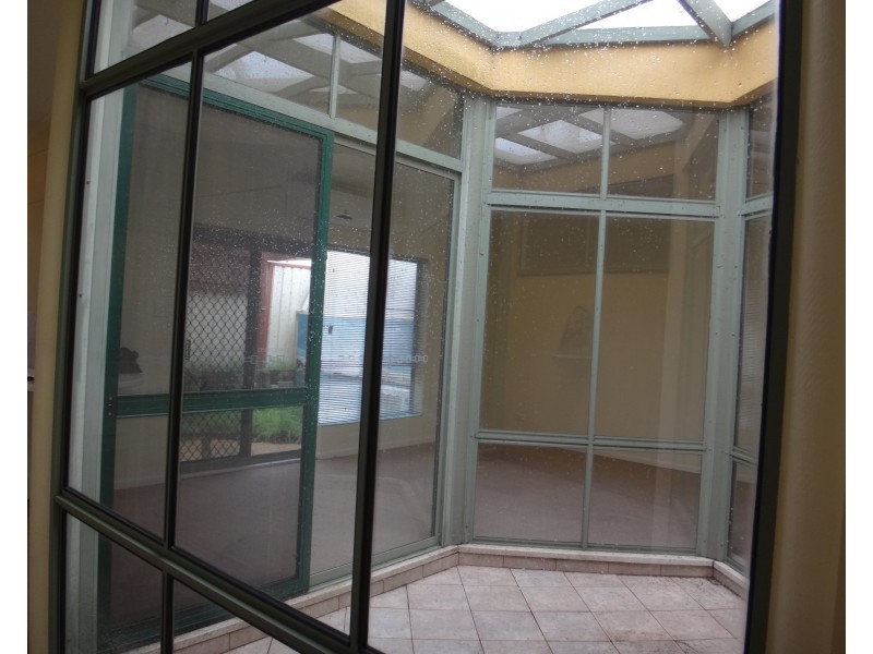 2/34 Decora Crescent, Warabrook NSW 2304