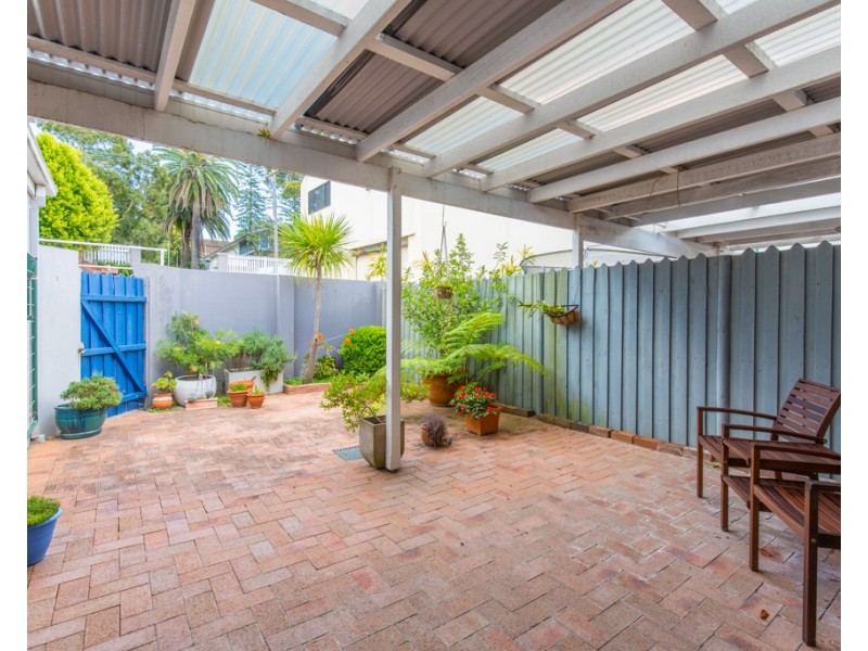1/116 Ocean Street, Dudley NSW 2290