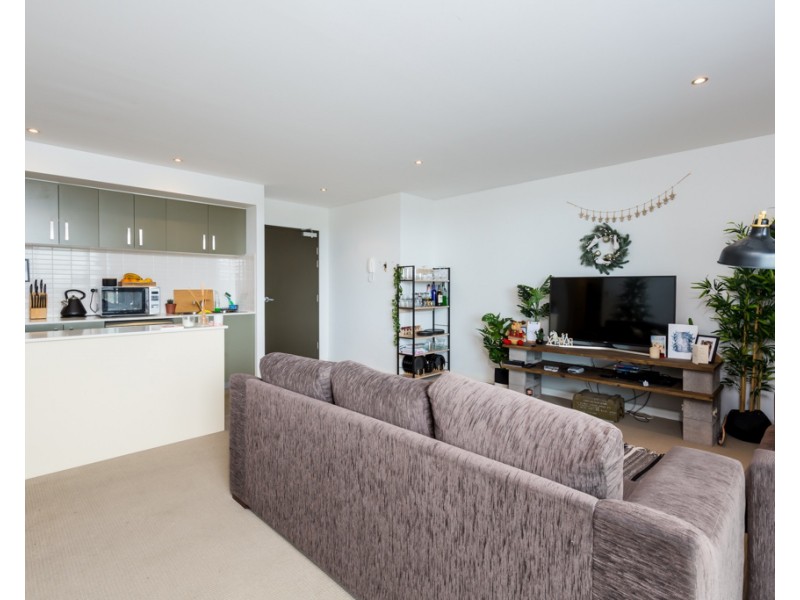 E402/18 Smart Street, Charlestown NSW 2290
