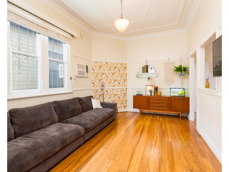 31 Barton Street, Mayfield NSW 2304