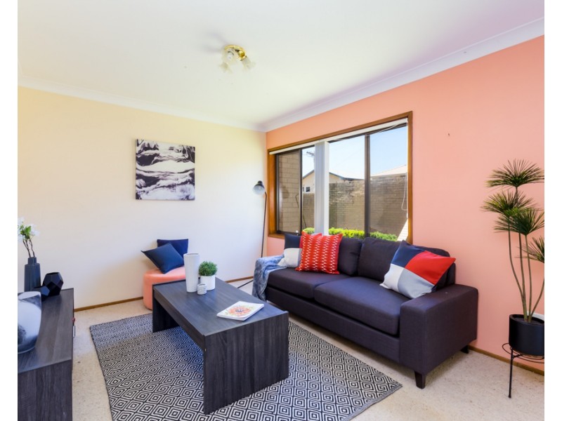 2/1 Roberts Street, Charlestown NSW 2290
