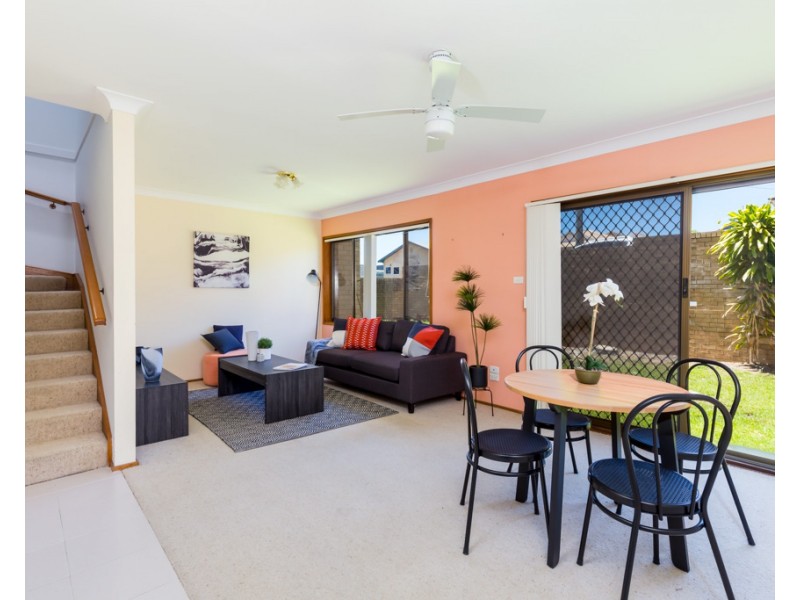 2/1 Roberts Street, Charlestown NSW 2290