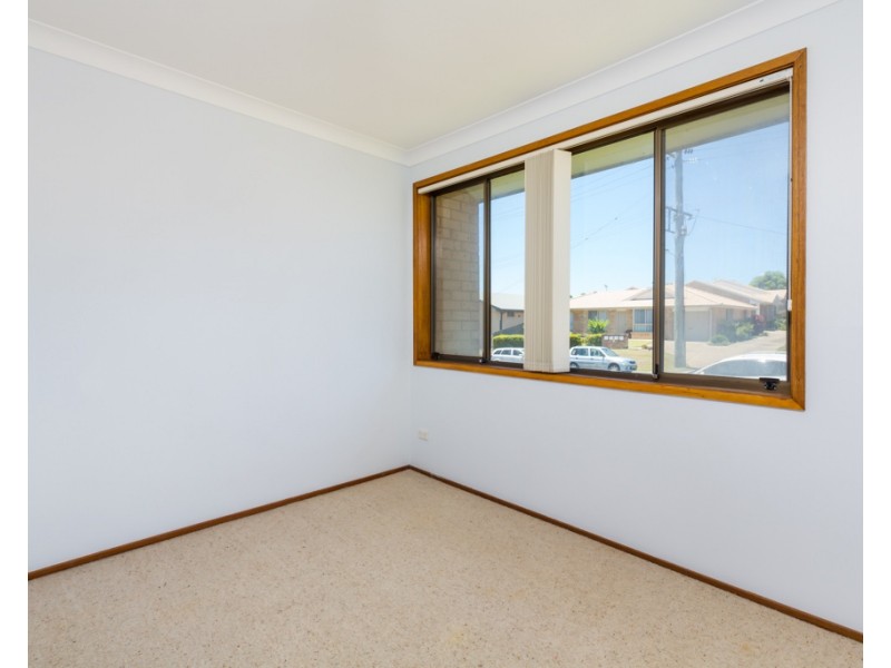 2/1 Roberts Street, Charlestown NSW 2290