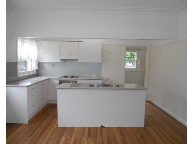 12 Blamey Avenue, New Lambton NSW 2305