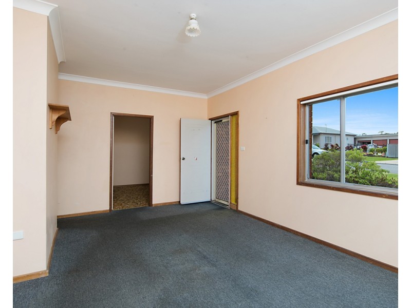 49 Church Street, Gateshead NSW 2290