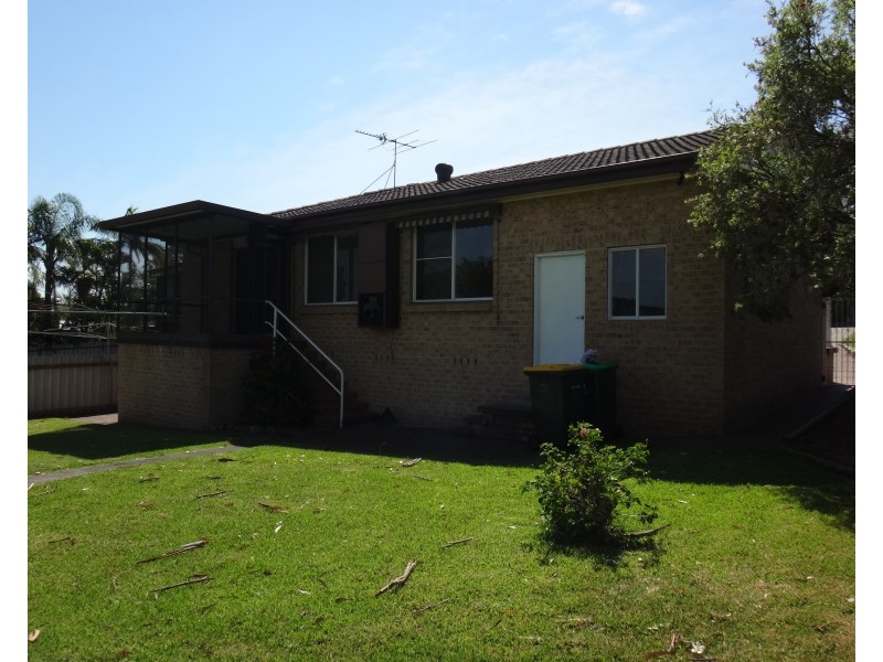 27 Chartley Street, Warners Bay NSW 2282
