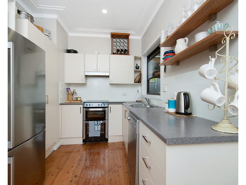 34 Kirkdale Drive, Kotara South NSW 2289