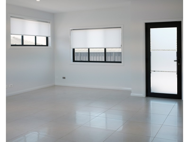 2/74 Dudley Road, Charlestown NSW 2290