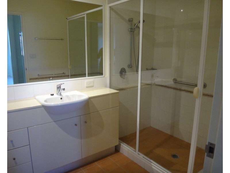 605/4 Ravenshaw Street, Newcastle West NSW 2302