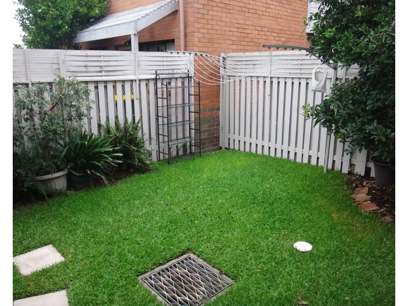 10/18-24 Llewellyn Street, Merewether NSW 2291