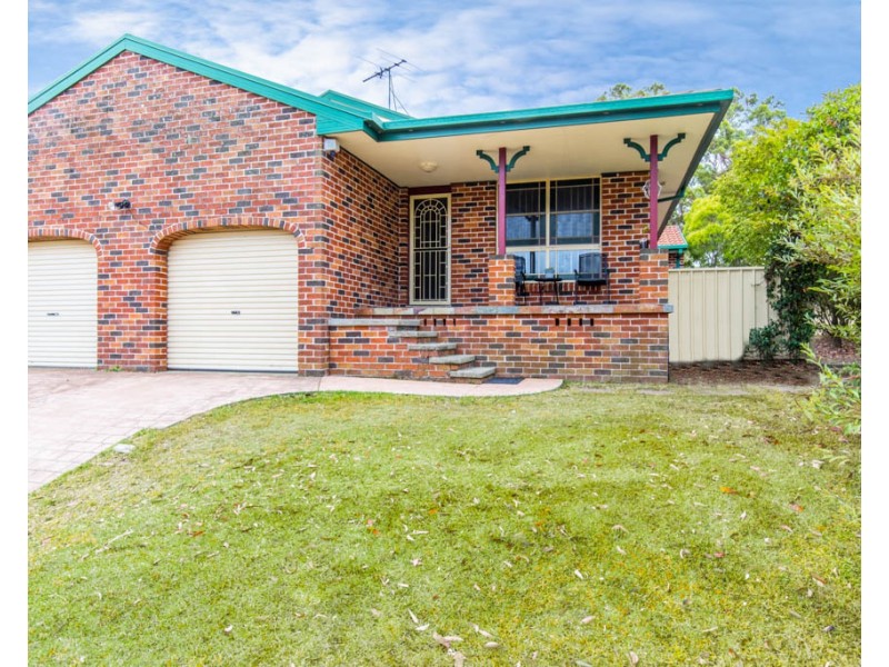 2/27 Honeyeater Place, Tingira Heights NSW 2290