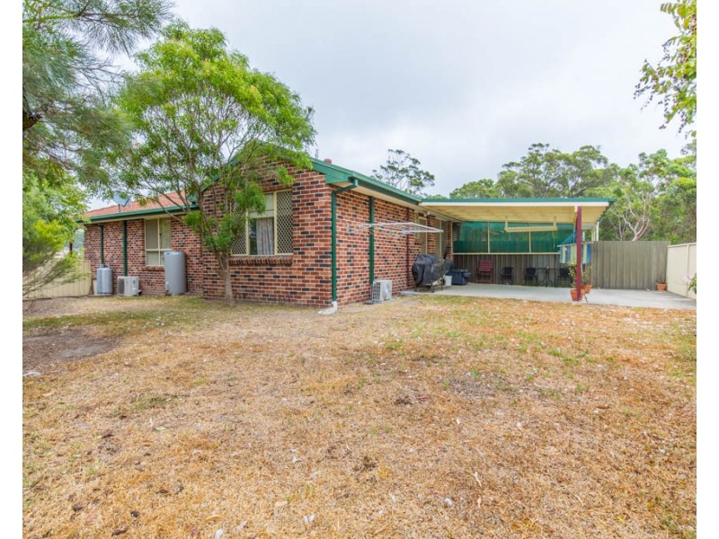 2/27 Honeyeater Place, Tingira Heights NSW 2290