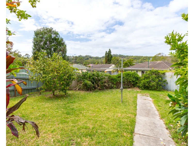 22 Alder Crescent, Gateshead NSW 2290