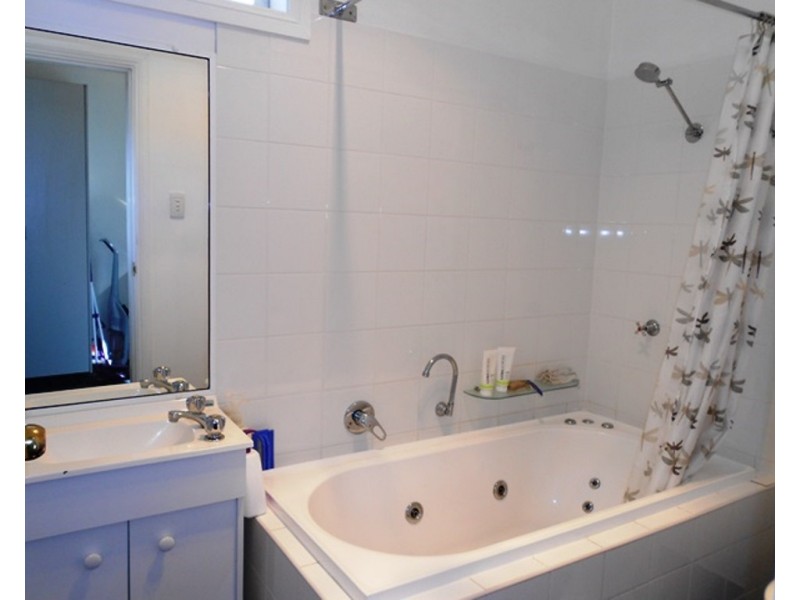 4 Cleary Street, Hamilton NSW 2303