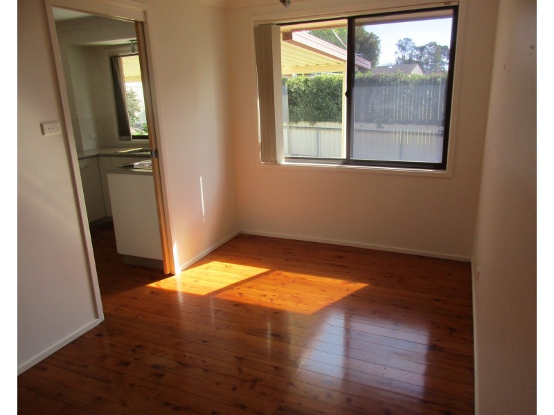 11 Harrison Street, Warners Bay NSW 2282