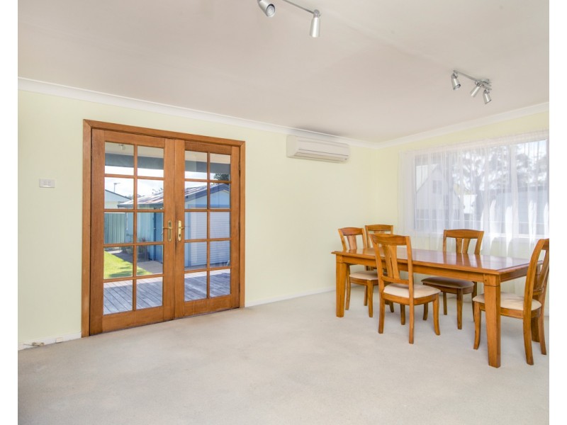 14 Cathrine Street, Kotara South NSW 2289