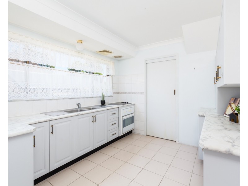 2/1 Roberts Street, Charlestown NSW 2290