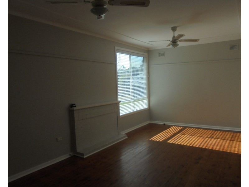 31 Stratton Road, Edgeworth NSW 2285