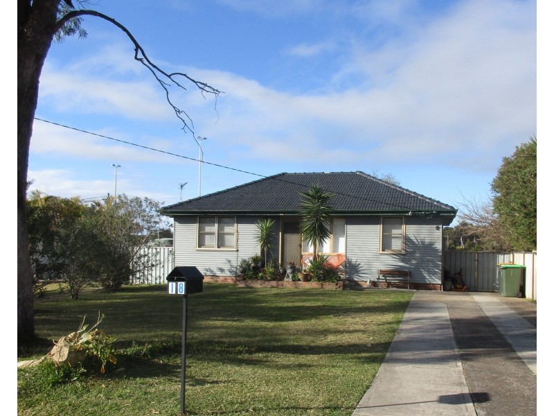 18 Redwood Place, Gateshead NSW 2290