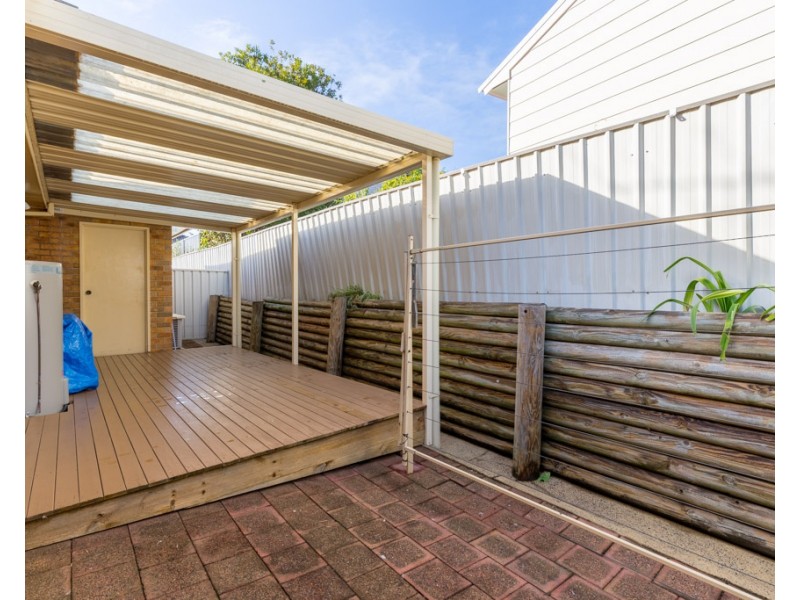 4/3 Francis Street, Cardiff South NSW 2285