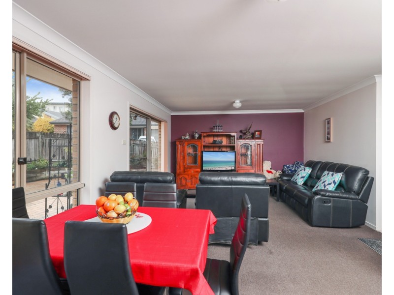 64 Tasman Court, Caves Beach NSW 2281