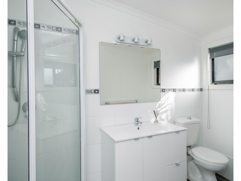 6 Buxton Lane, Adamstown NSW 2289