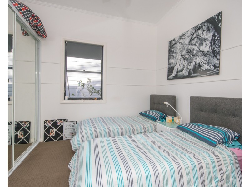6 Buxton Lane, Adamstown NSW 2289