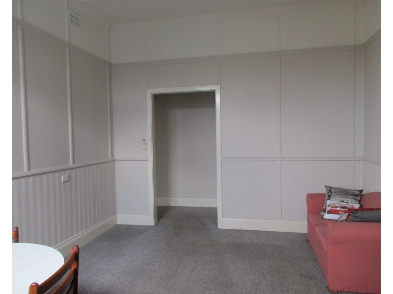 2/27 Woodstock Street, Mayfield NSW 2304