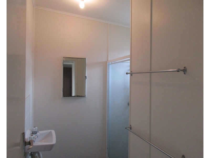 2/27 Woodstock Street, Mayfield NSW 2304