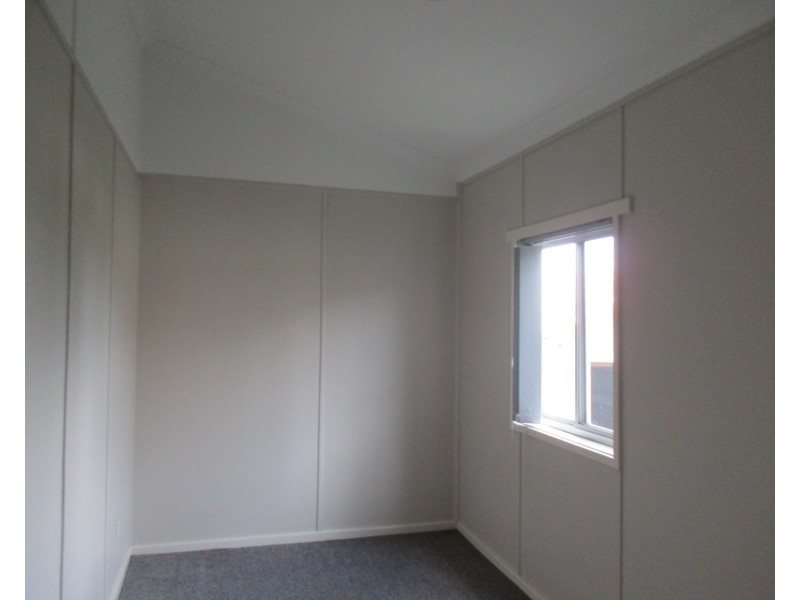 2/27 Woodstock Street, Mayfield NSW 2304