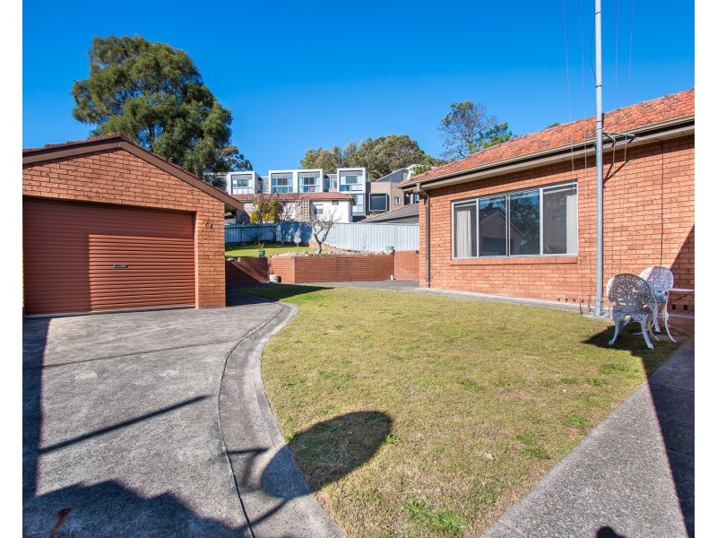 75 Northcott Drive, Adamstown NSW 2289
