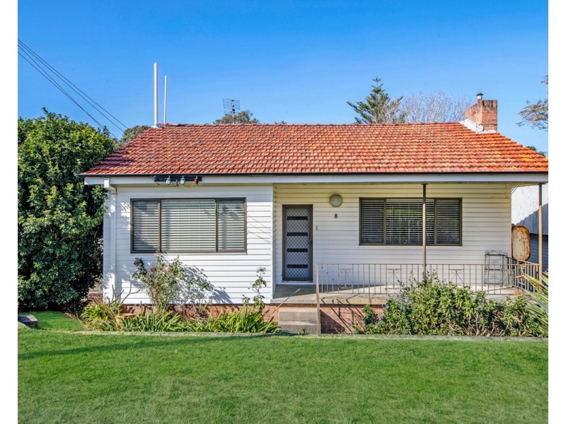 8 Algona Road, Charlestown NSW 2290