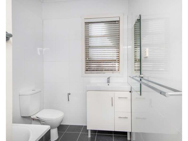 8 Algona Road, Charlestown NSW 2290