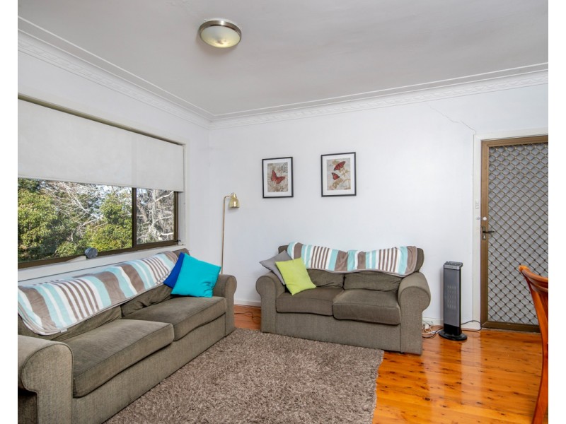 8 Algona Road, Charlestown NSW 2290