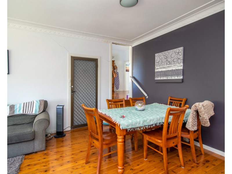 8 Algona Road, Charlestown NSW 2290