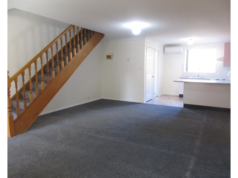 4/30 Mulbinga Street, Charlestown NSW 2290