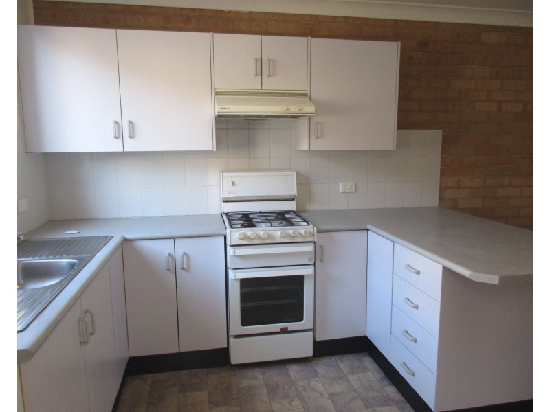 4/30 Mulbinga Street, Charlestown NSW 2290