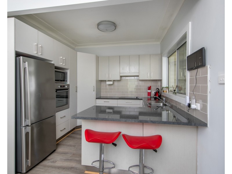 1 Merran Avenue, Charlestown NSW 2290