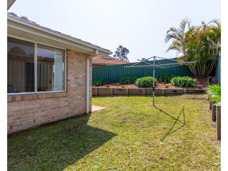 13/4 Angophora Drive, Warabrook NSW 2304