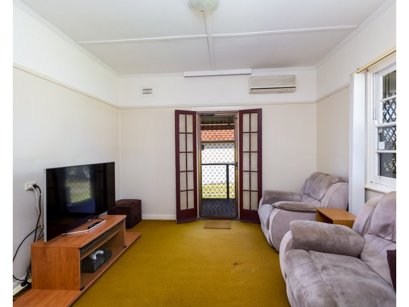 4 Goundry Street, Gateshead NSW 2290