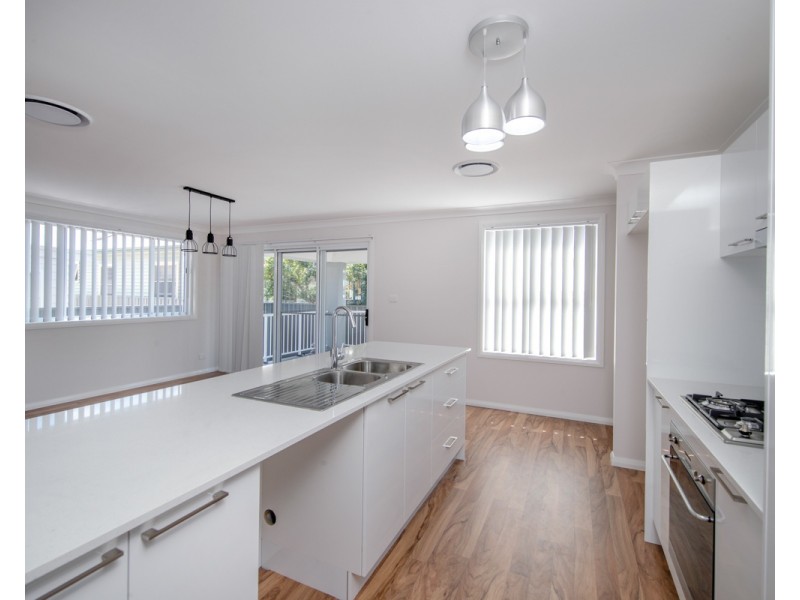 17A Russell Road, New Lambton NSW 2305