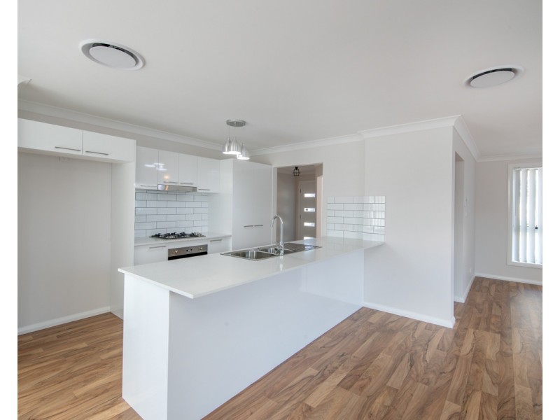17A Russell Road, New Lambton NSW 2305