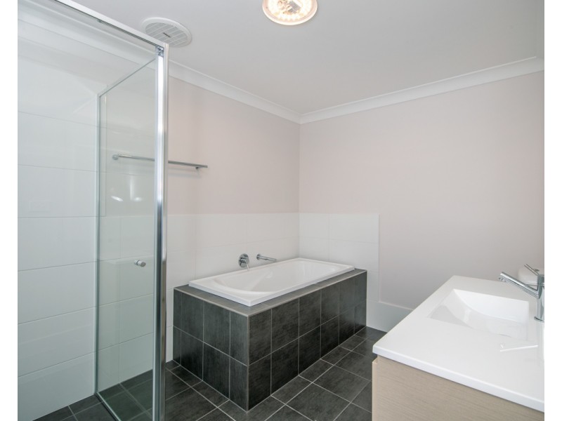 17A Russell Road, New Lambton NSW 2305