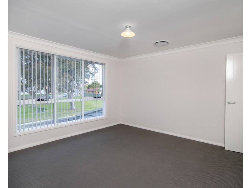 17A Russell Road, New Lambton NSW 2305