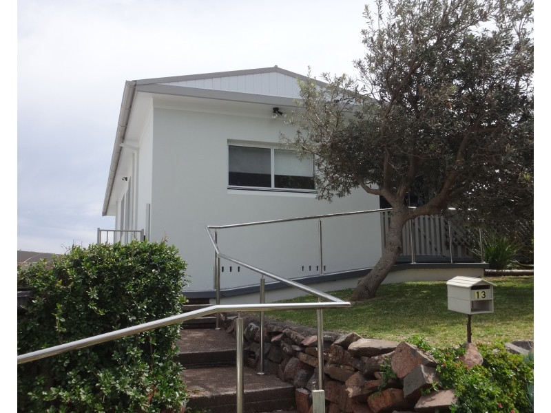 13 High Street, Redhead NSW 2290