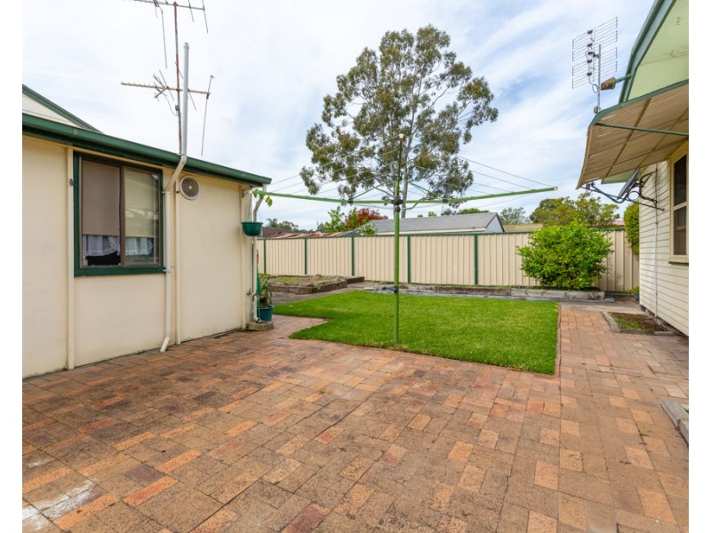 25 Flame Street, Gateshead NSW 2290