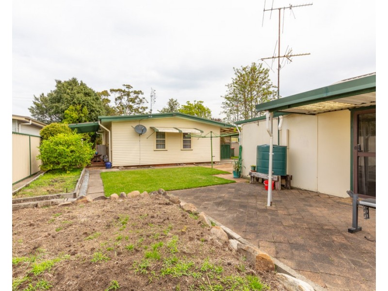 25 Flame Street, Gateshead NSW 2290