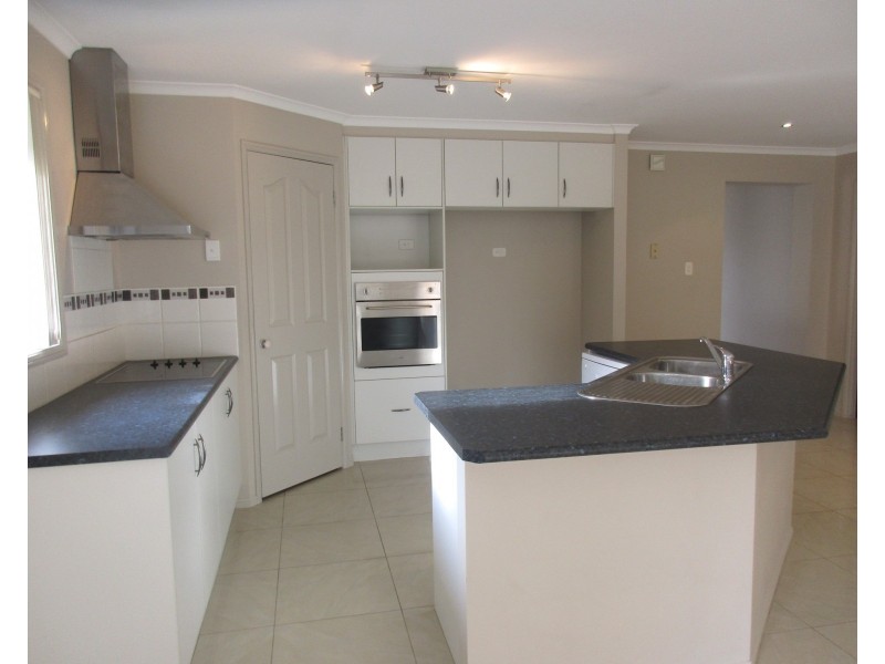 23 Conder Crescent, Metford NSW 2323