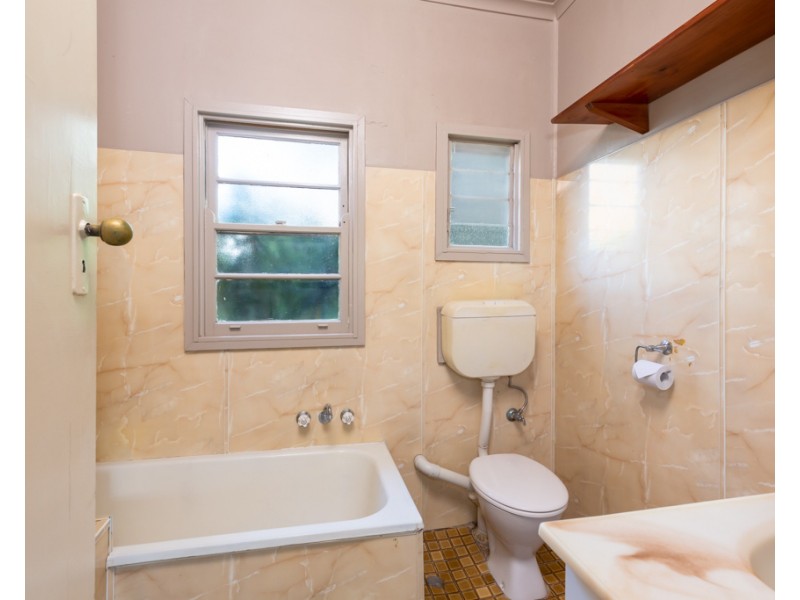 16 Peters Avenue, Wallsend NSW 2287