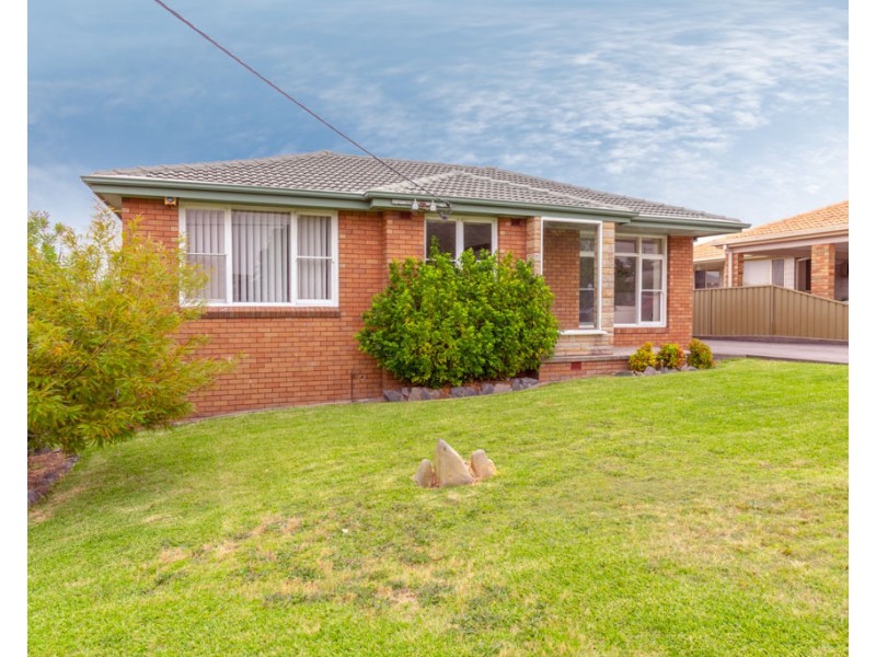 6 Hutton Street, Charlestown NSW 2290